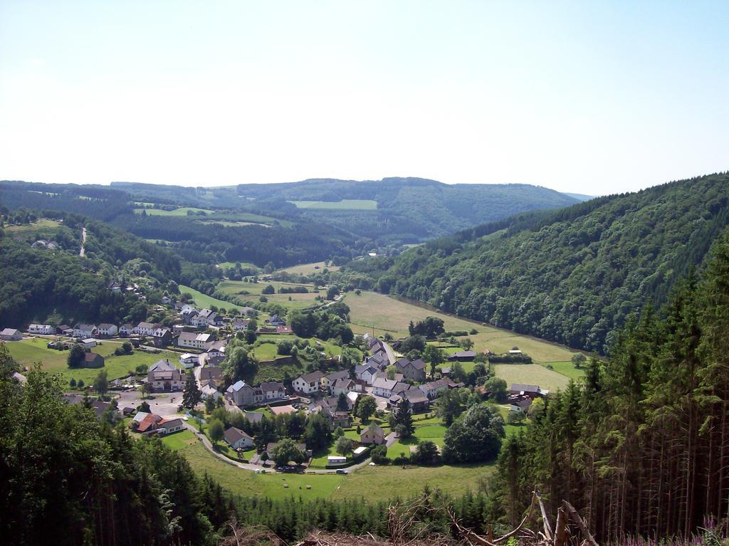 Hotel Dreilaenderblick Ouren Exteriör bild