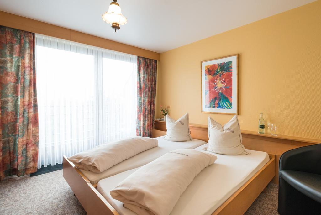 Hotel Dreilaenderblick Ouren Exteriör bild